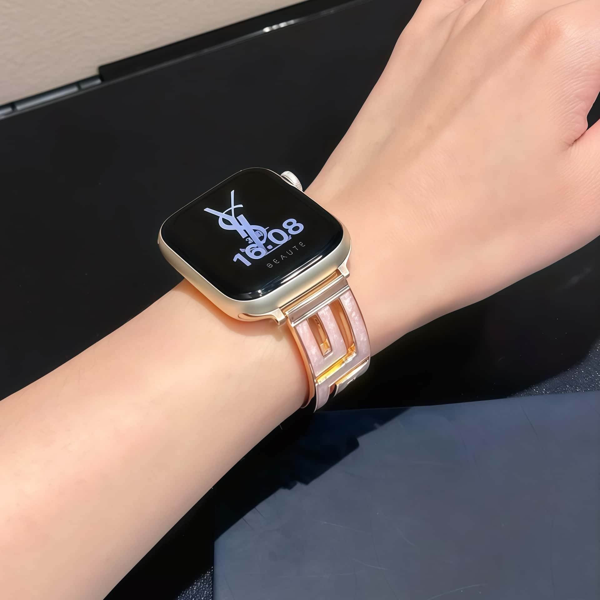 Link Cuff iWatch Band