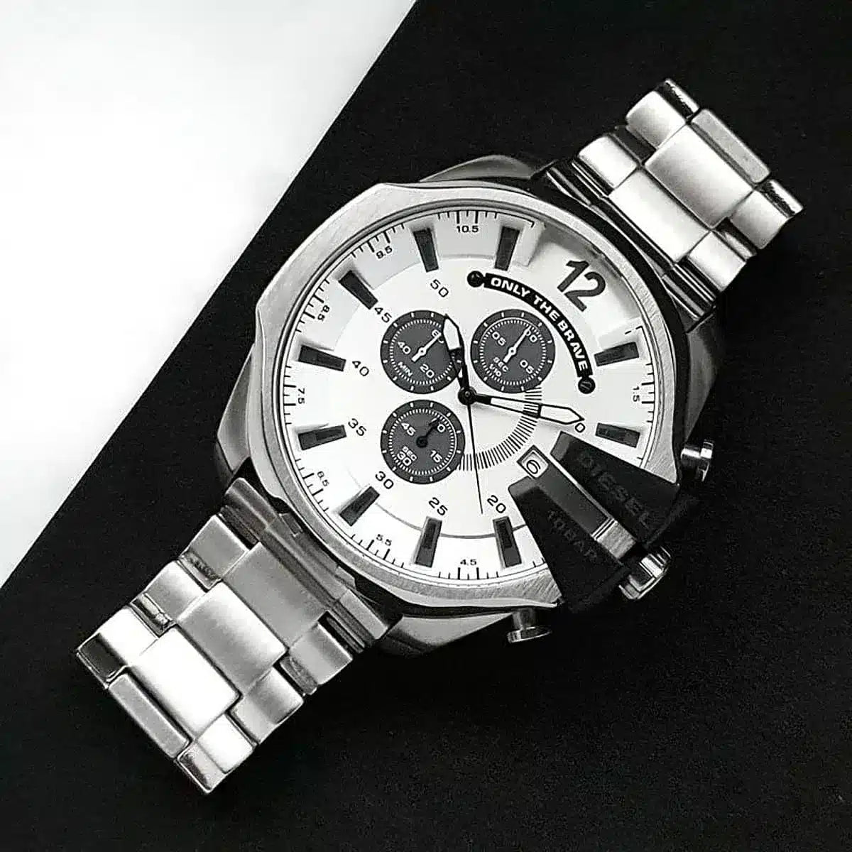 Diesel DZ4501 Mega Chief Chronograph Men's Watch – Silver Dial & Silver Stainless Steel Strap