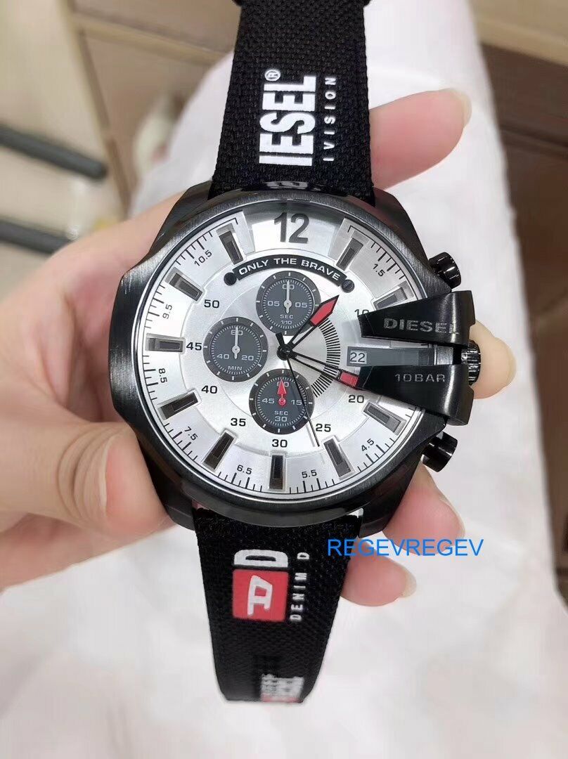 Diesel DZ4512 Mega Chief Chronograph Men's Watch – Silver Dial & Black Leather Strap